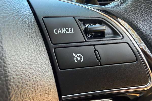 2017 Mitsubishi Outlander LS Safety Pack ZK thumb-26