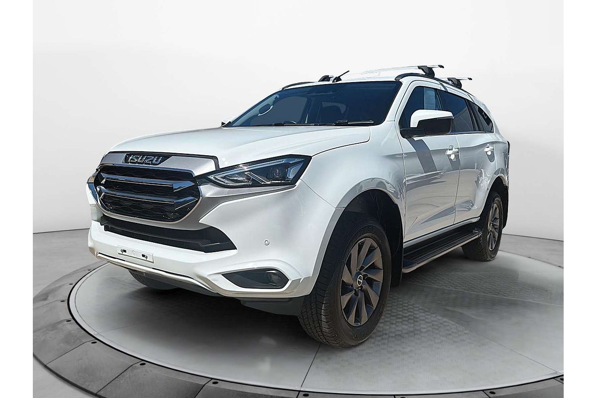 2022 Isuzu MU-X LS-M