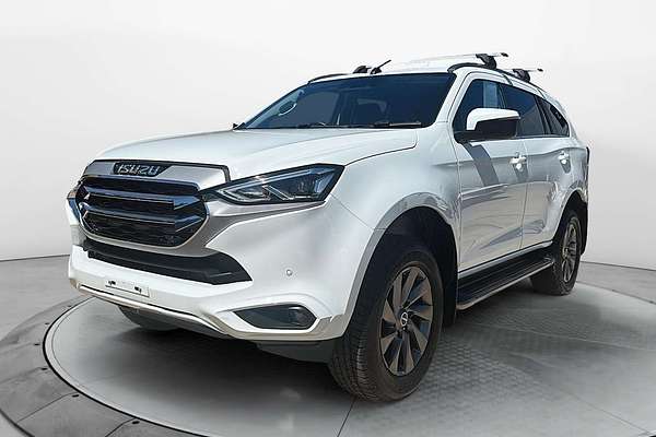 2022 Isuzu MU-X LS-M