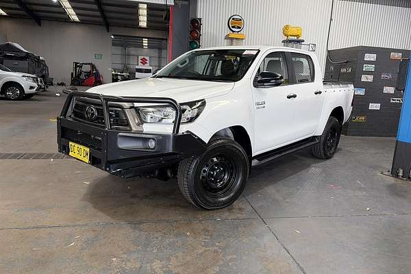 2021 Toyota Hilux SR (4x4) GUN126R 4X4