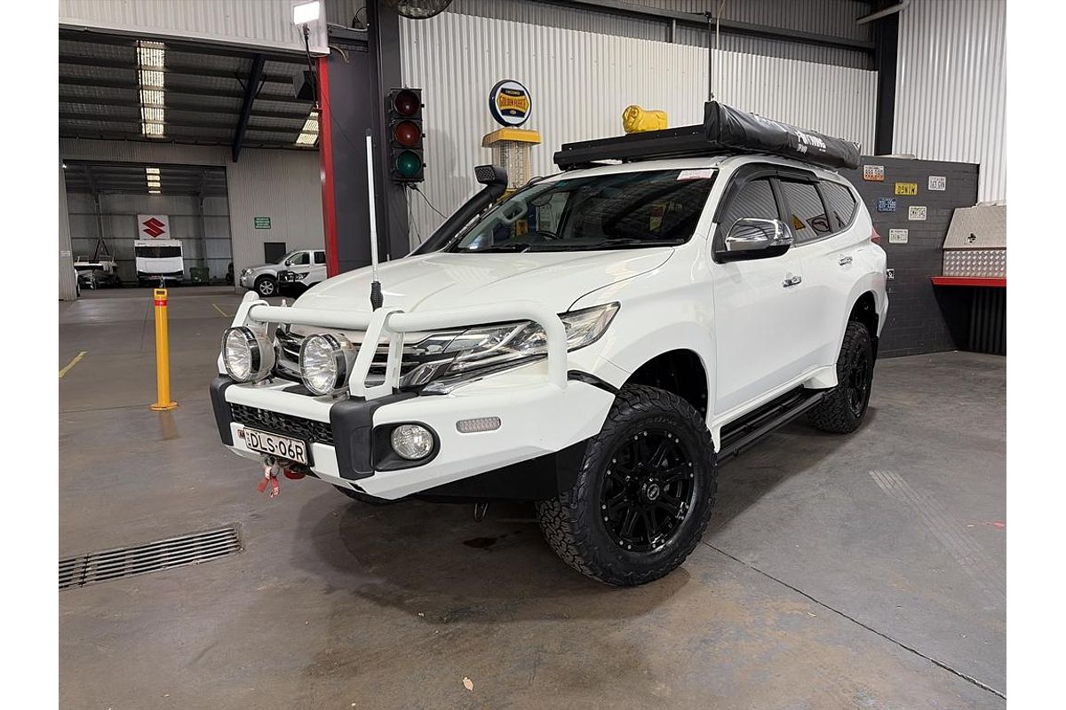 2016 Mitsubishi Pajero Sport GLS (4x4) QE