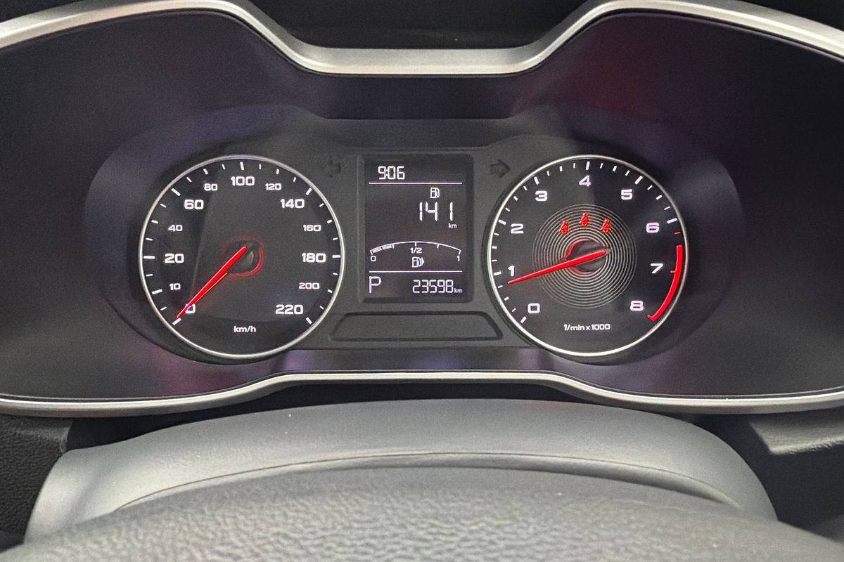 2024 MG ZS Excite AZS1