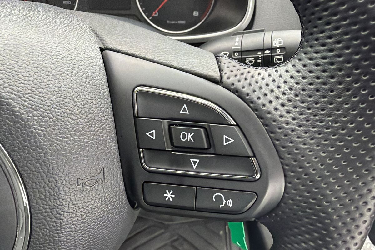 2024 MG ZS Excite AZS1