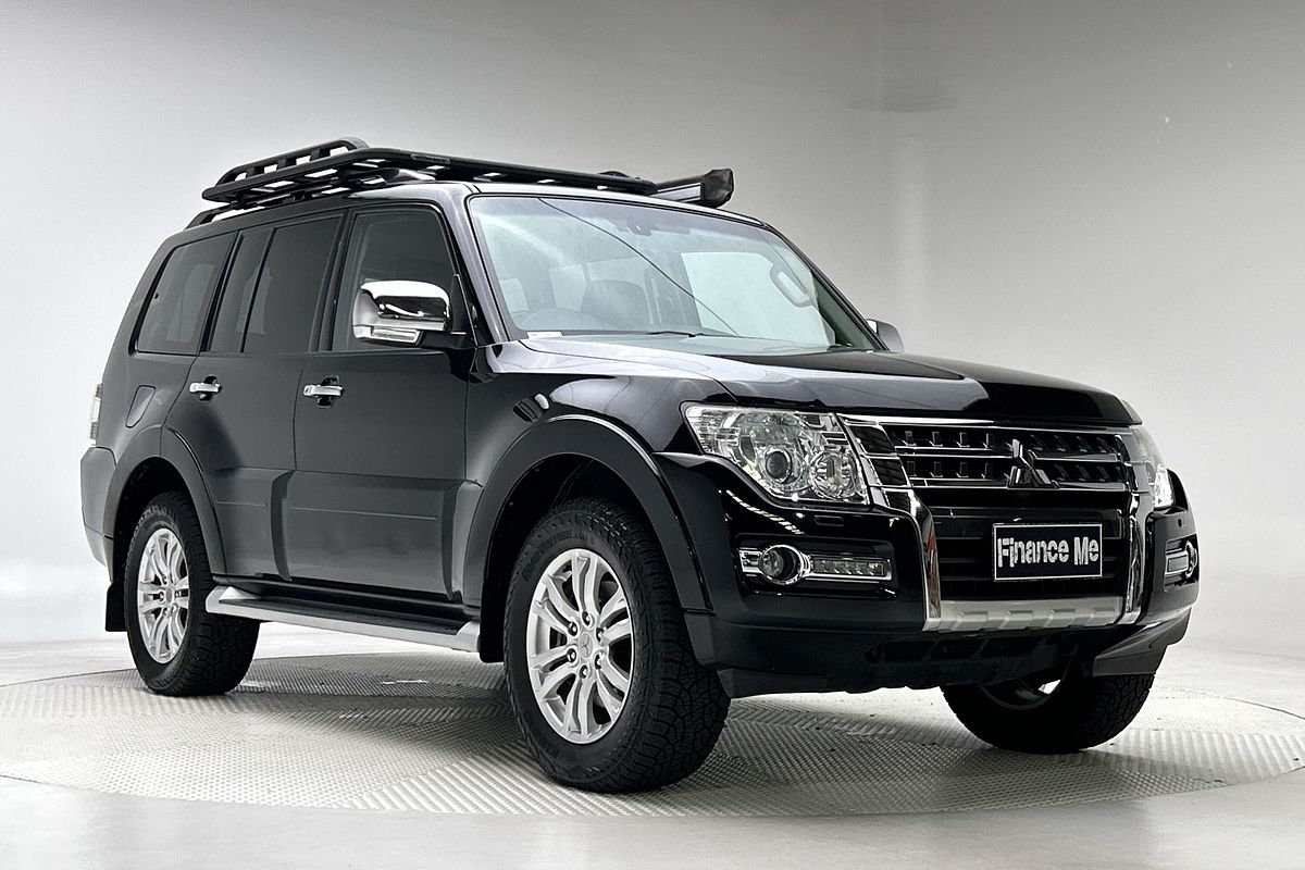 2014 Mitsubishi Pajero GLS NX