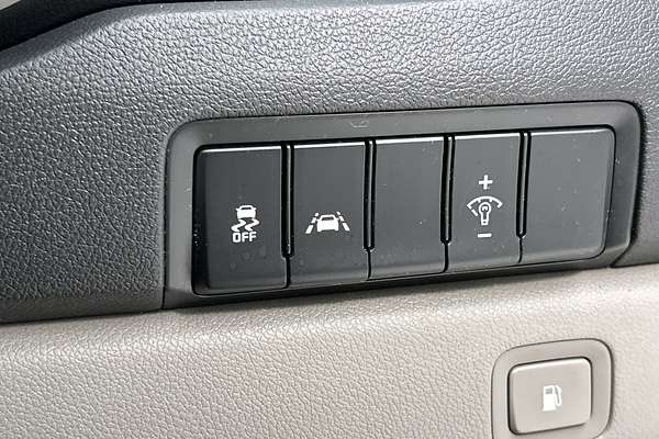 2018 Kia Carnival SLi YP thumb-16