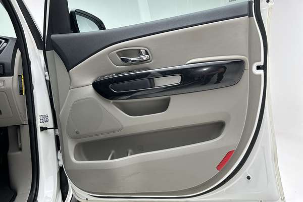 2018 Kia Carnival SLi YP thumb-18