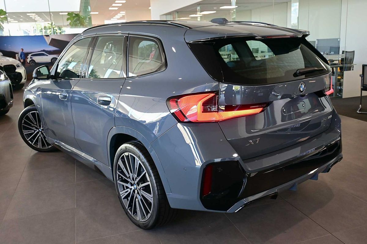 2025 BMW X1 xDrive20i M Sport U11