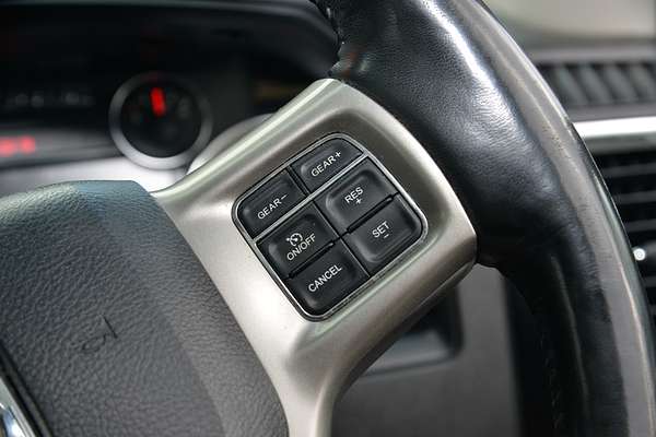 2019 RAM 1500 Laramie DS 4X4 SWB thumb-13