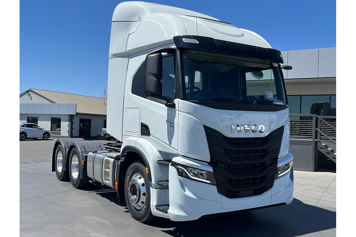2024 Iveco S-Way AT600