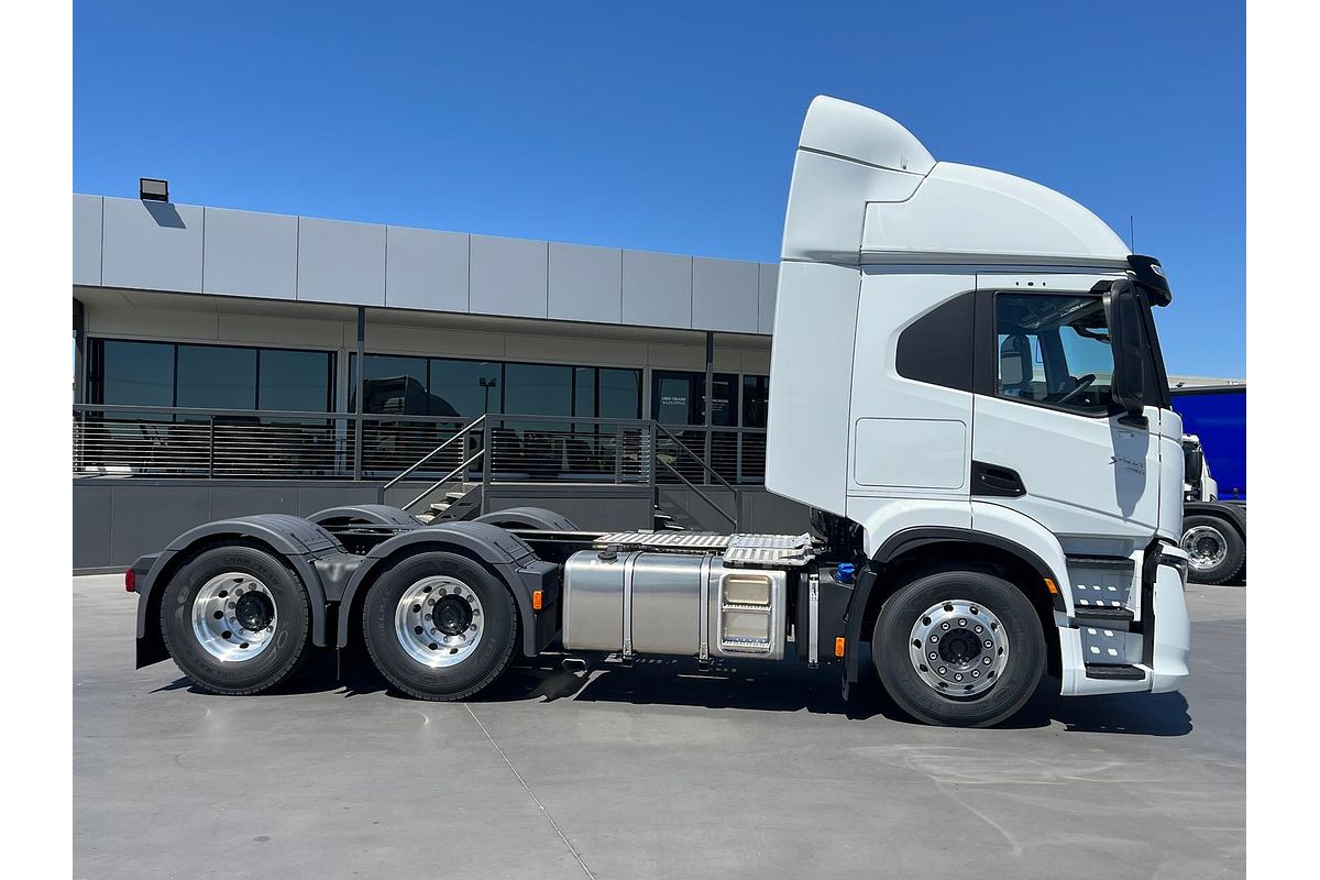 2024 Iveco S-Way AT600