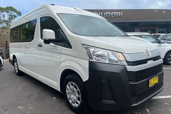 2023 Toyota Hiace Commuter GDH322R ELWB High Roof