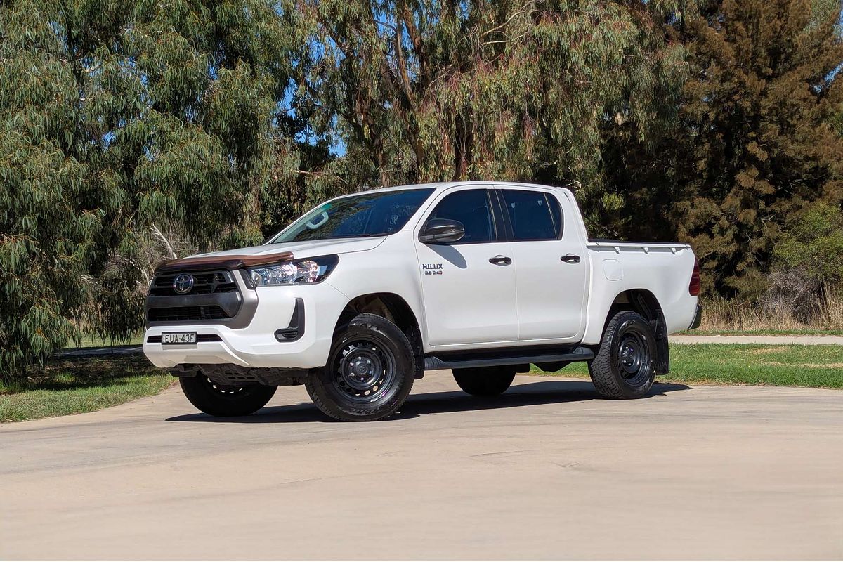 2022 Toyota Hilux SR GUN126R 4X4