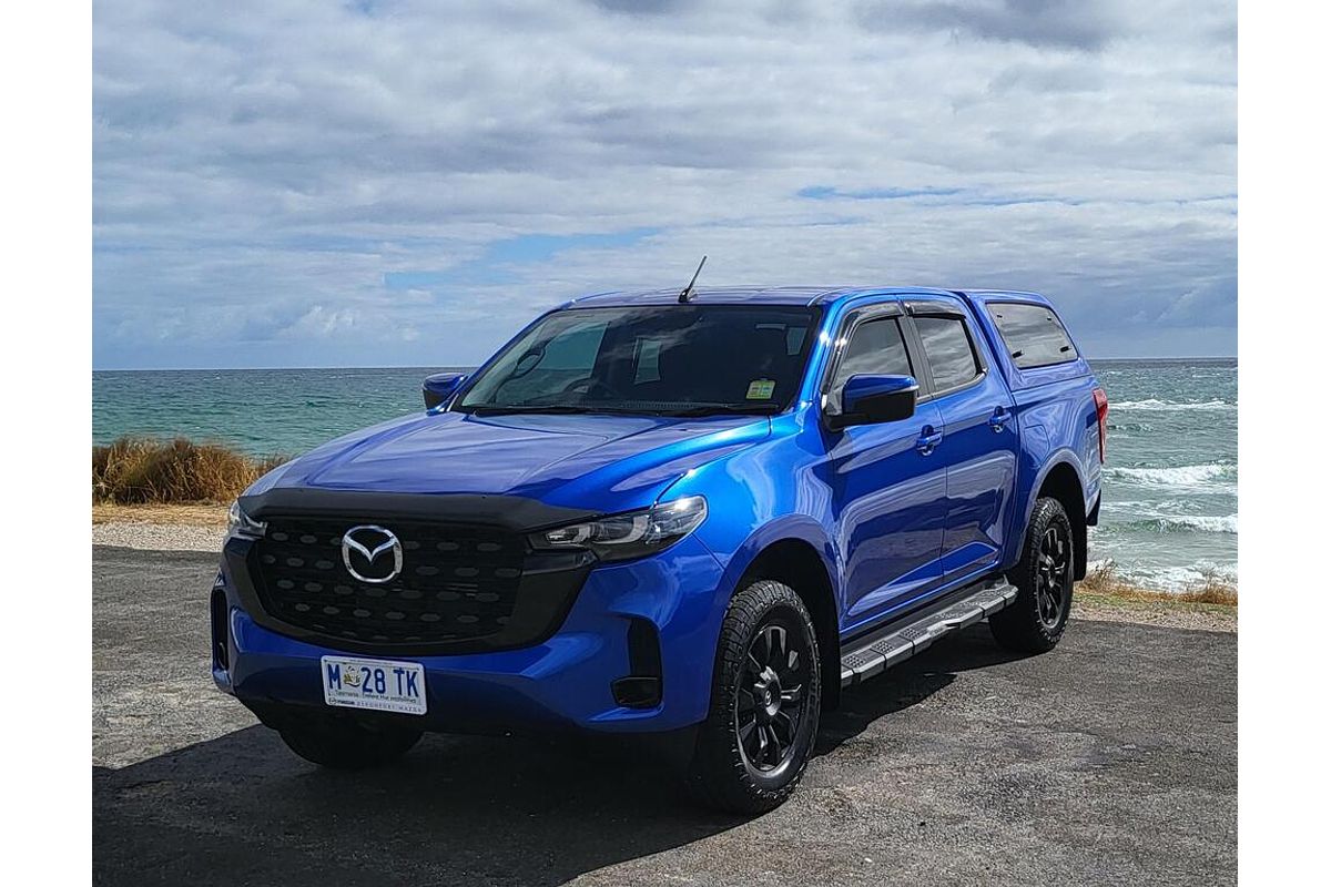 Mazda BT-50 H 6AUTO 3.0L DUAL CAB PICKUP XT 4X4 Mazda BT-50 H 6AUTO 3.0L DUAL CAB PICKUP XT 4X4