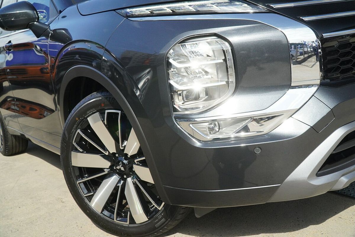 2025 Mitsubishi Outlander Exceed ZM