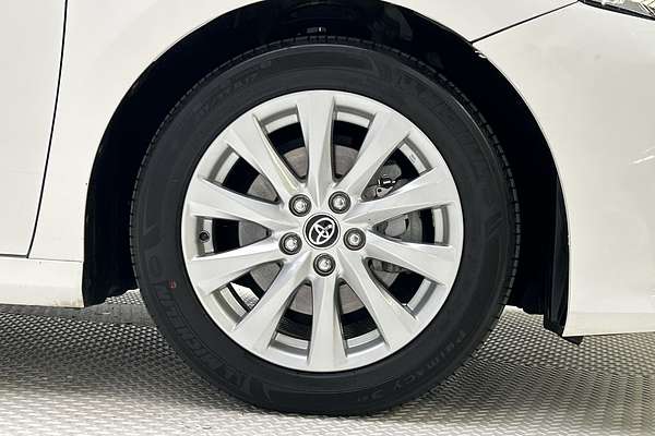 2020 Toyota Camry Ascent ASV70R thumb-9