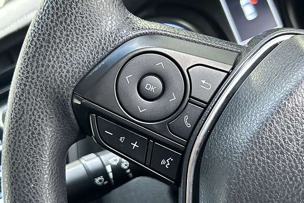 2020 Toyota Camry Ascent ASV70R thumb-16