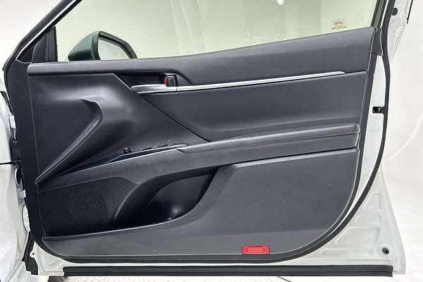 2020 Toyota Camry Ascent ASV70R thumb-18