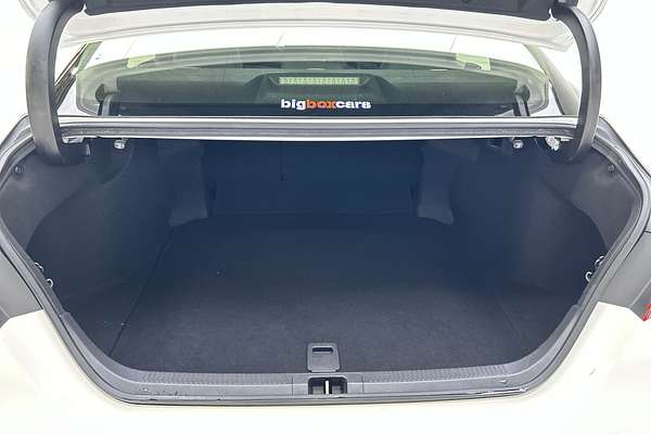 2020 Toyota Camry Ascent ASV70R thumb-20