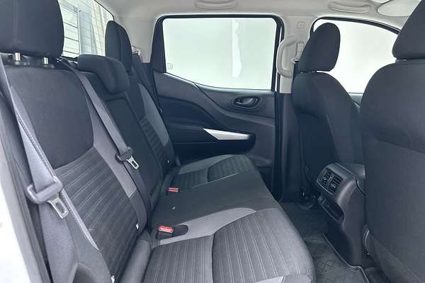 2021 Nissan Navara SL D23 4X4 thumb-10