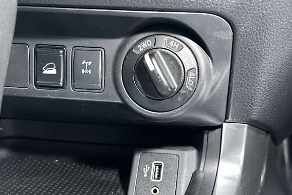2021 Nissan Navara SL D23 4X4 thumb-14