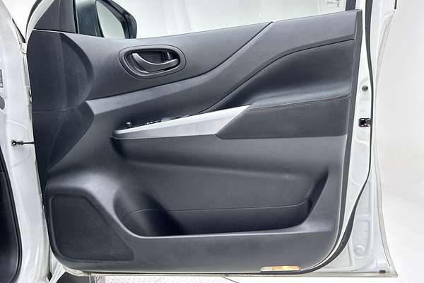 2021 Nissan Navara SL D23 4X4 thumb-17