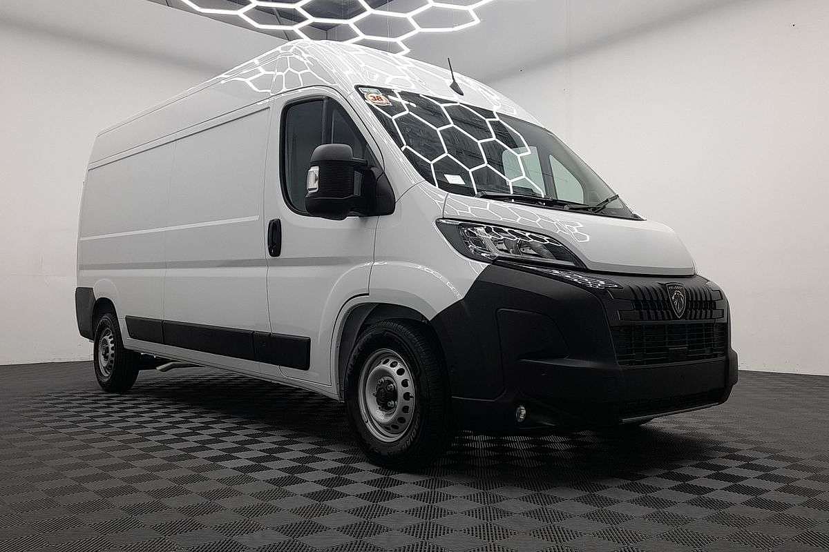 2026 Peugeot Boxer Pro X250 LWB Mid Roof