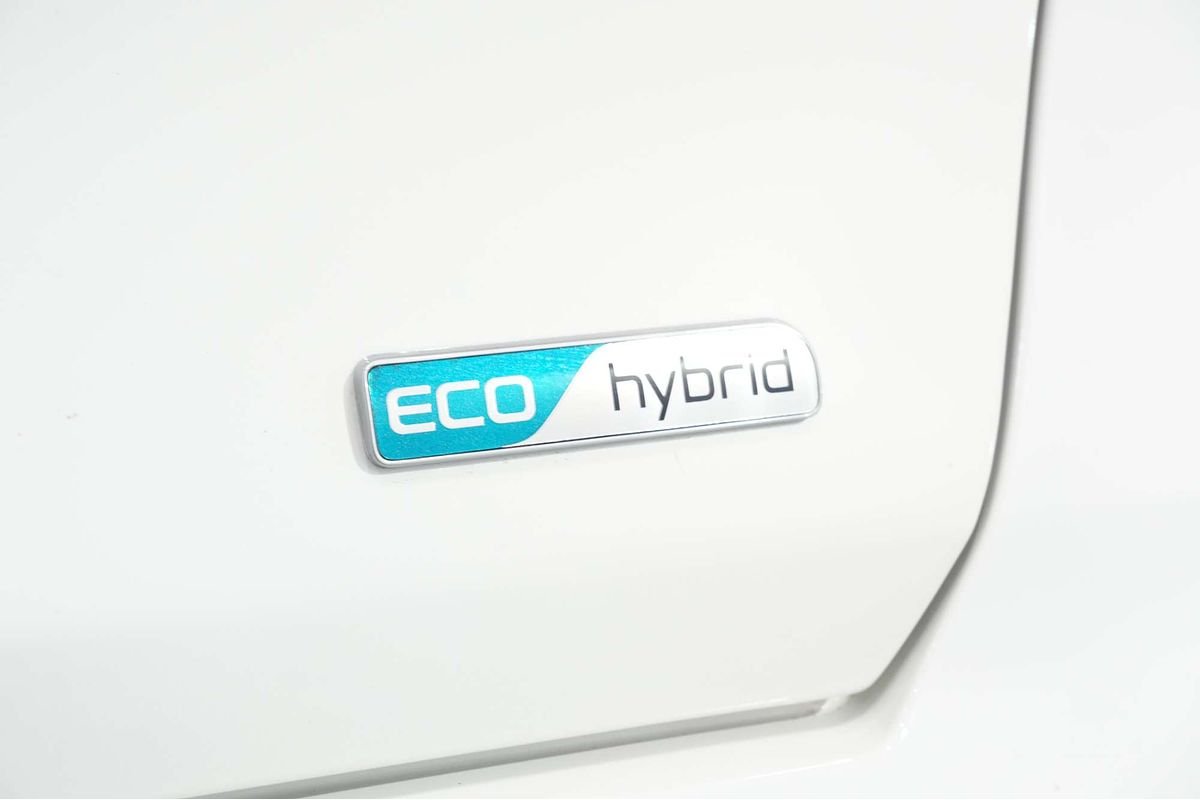 2021 Kia Niro Hybrid Sport DE