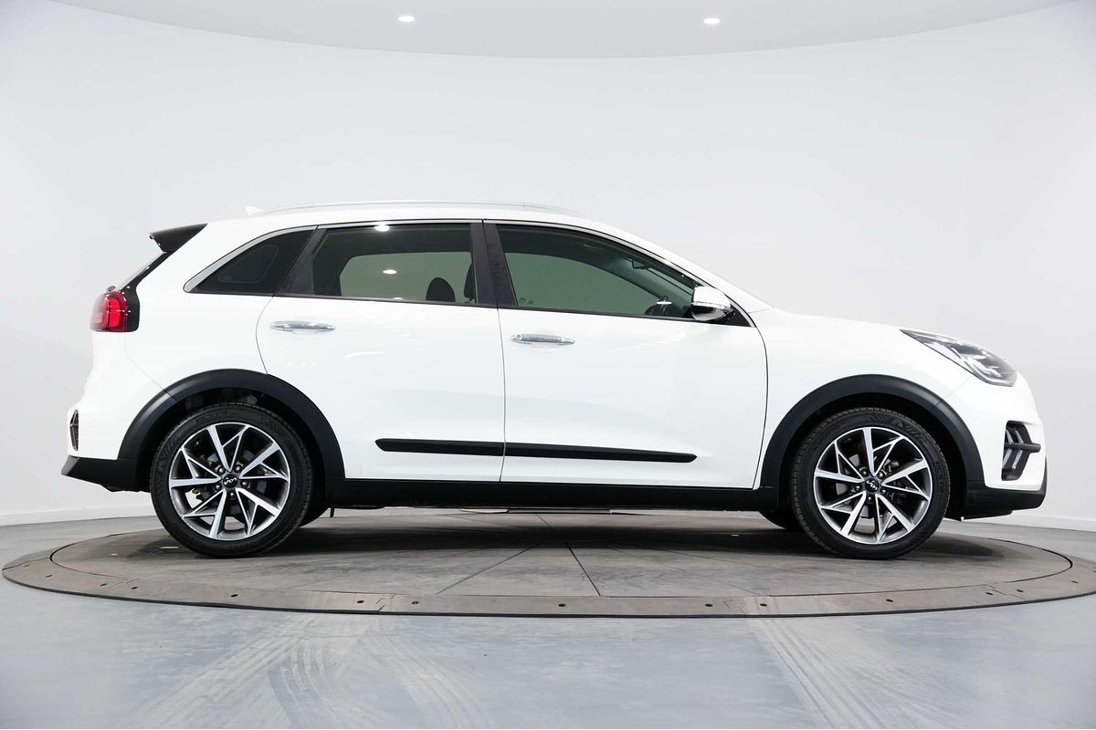 2021 Kia Niro Hybrid Sport DE
