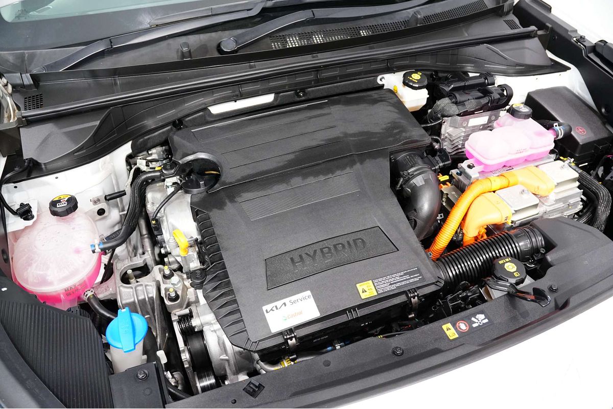 2021 Kia Niro Hybrid Sport DE