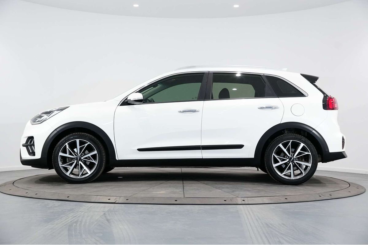 2021 Kia Niro Hybrid Sport DE