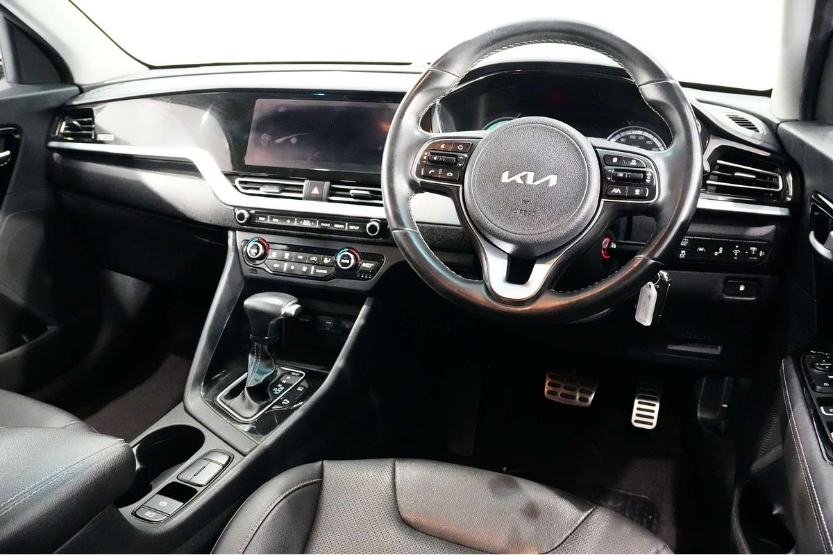 2021 Kia Niro Hybrid Sport DE