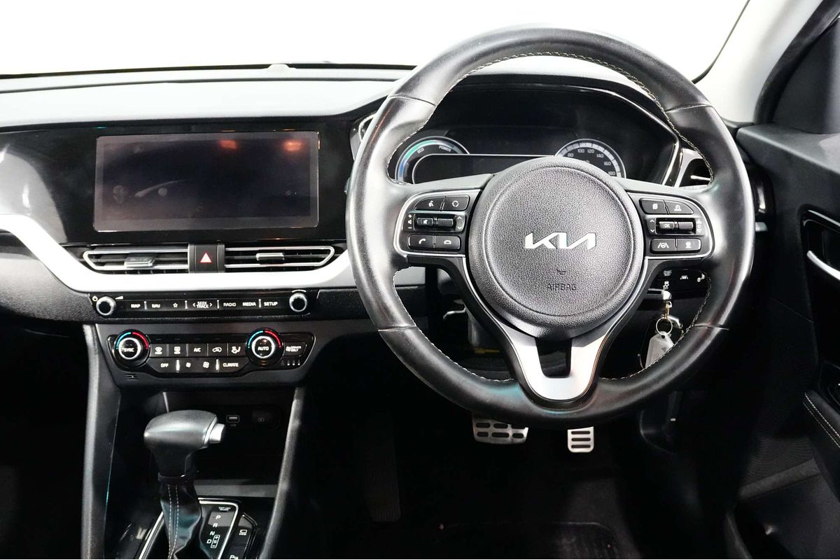 2021 Kia Niro Hybrid Sport DE