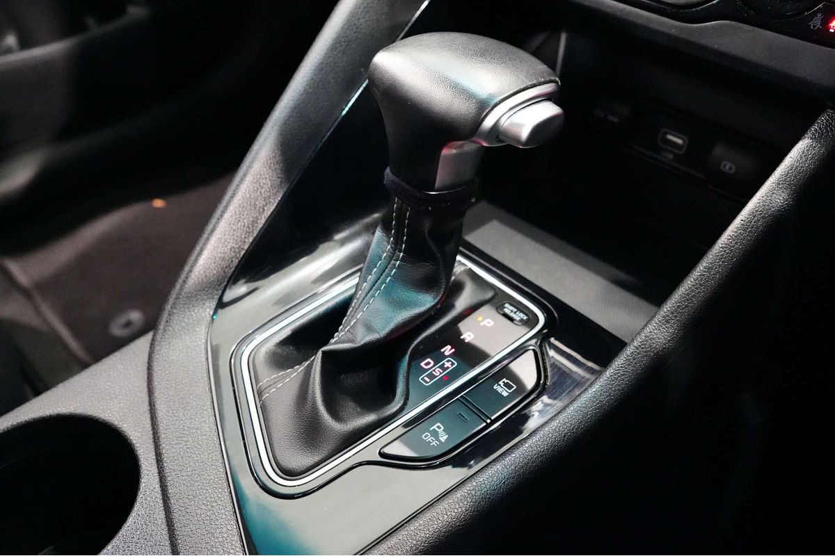 2021 Kia Niro Hybrid Sport DE