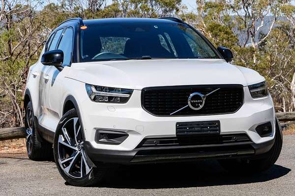 2019 Volvo XC40 T5 R-Design
