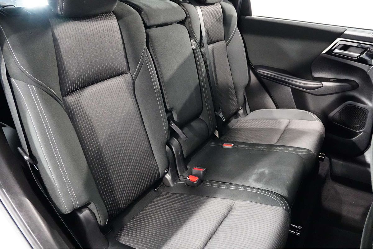 2022 Mitsubishi Outlander ES ZM