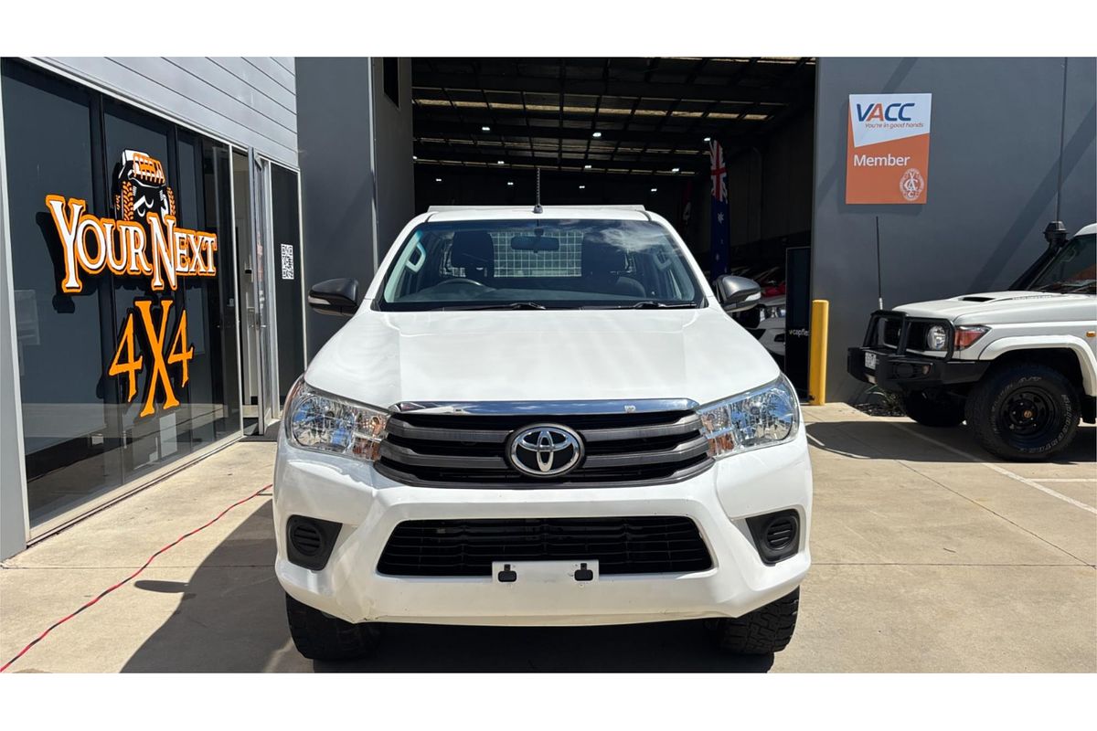 2016 Toyota Hilux SR GUN126R 4X4