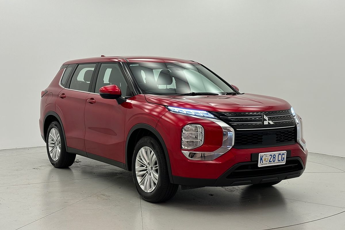 2021 Mitsubishi ZM Outlander ES 2.5L CVT AWD 5S.