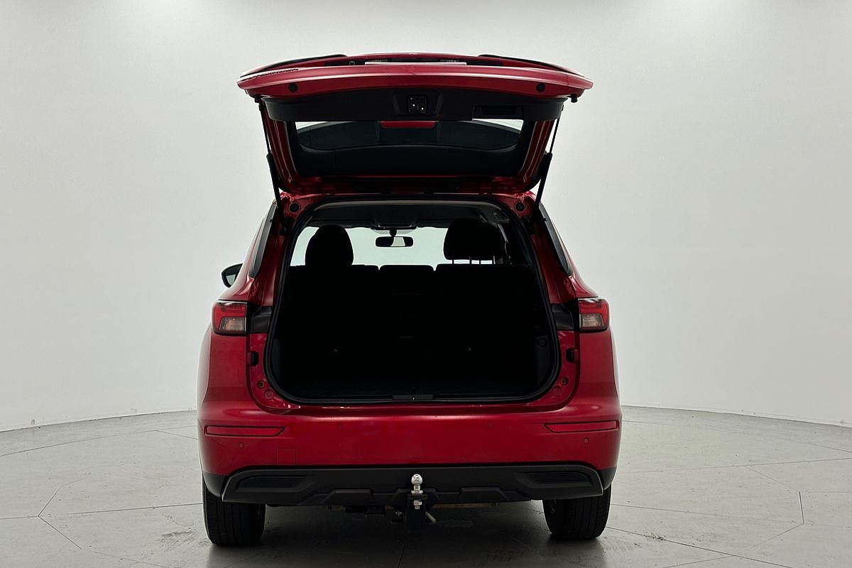 2021 Mitsubishi ZM Outlander ES 2.5L CVT AWD 5S.