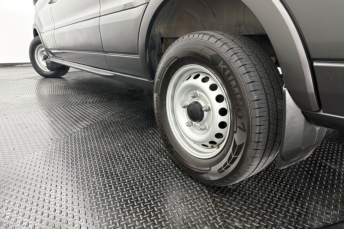 2023 Ford Transit 350L VO LWB Mid Roof