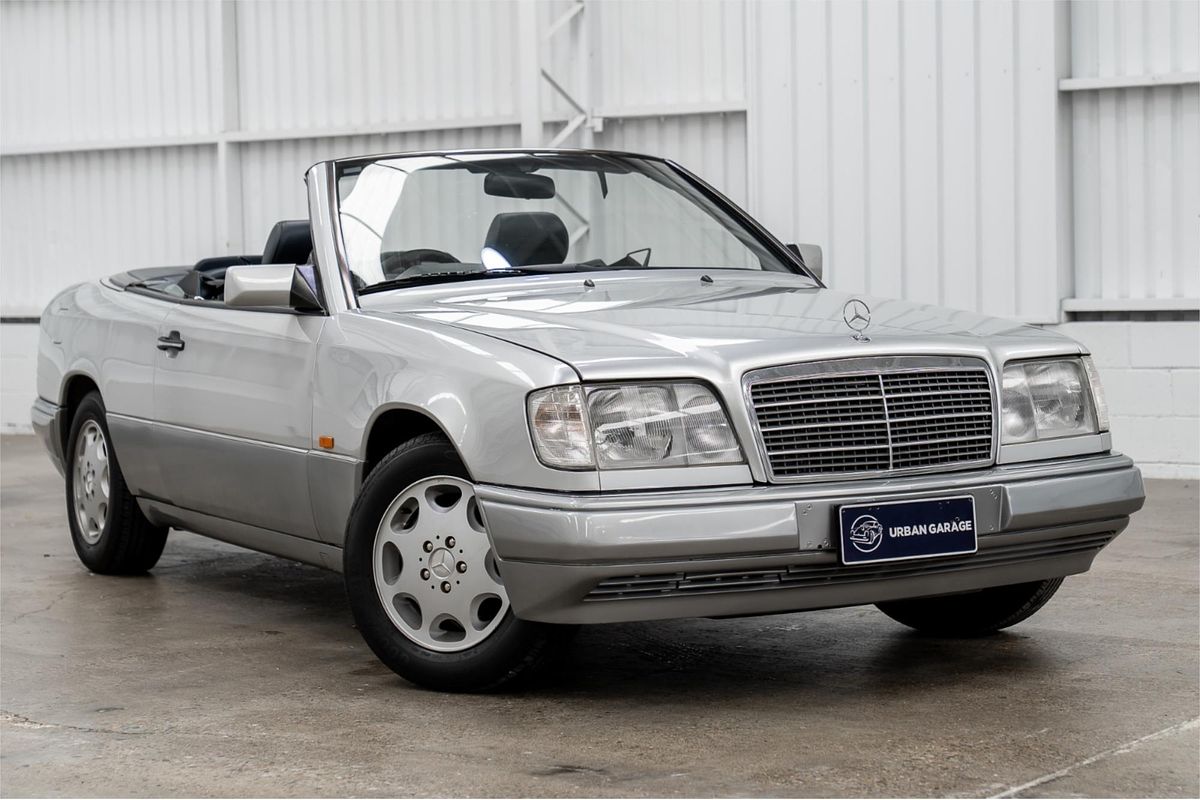 1996 Mercedes-Benz 220 CA