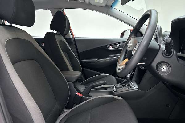 2018 Hyundai Kona Go OS.2 thumb-12