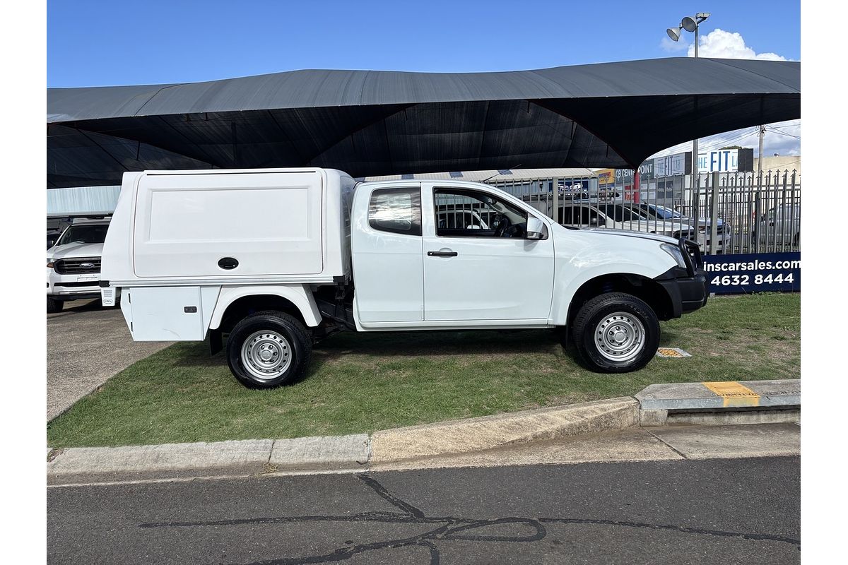 2018 Isuzu D-MAX SX 4X4