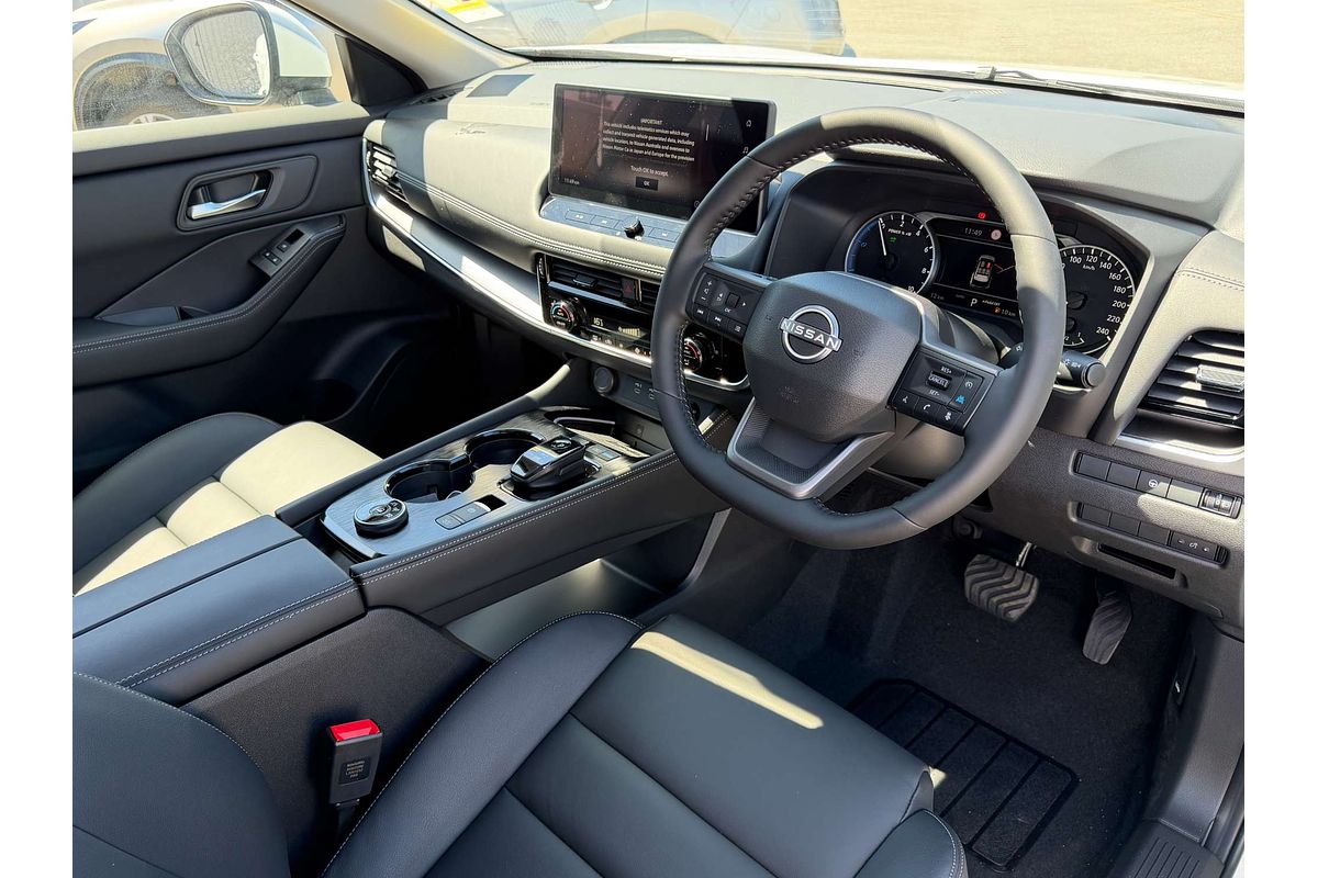 2025 Nissan X-TRAIL ST-L e-POWER T33