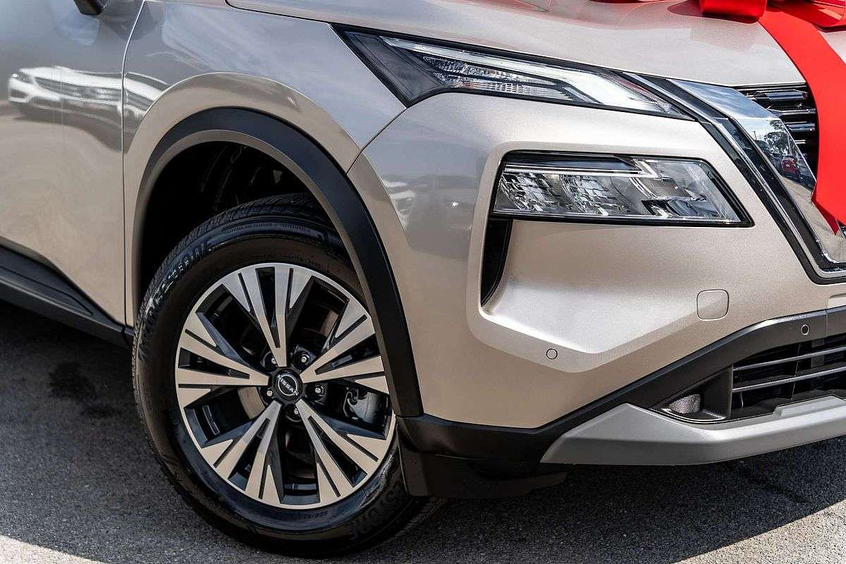 2025 Nissan X-TRAIL ST-L T33