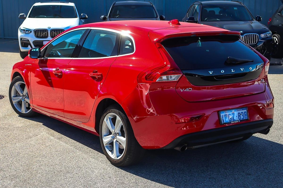 2013 Volvo V40 T4 Luxury