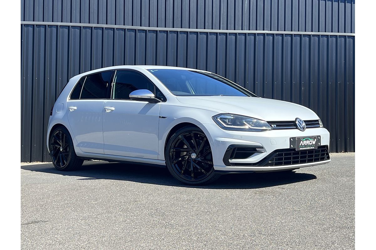 2017 Volkswagen Golf R 7.5