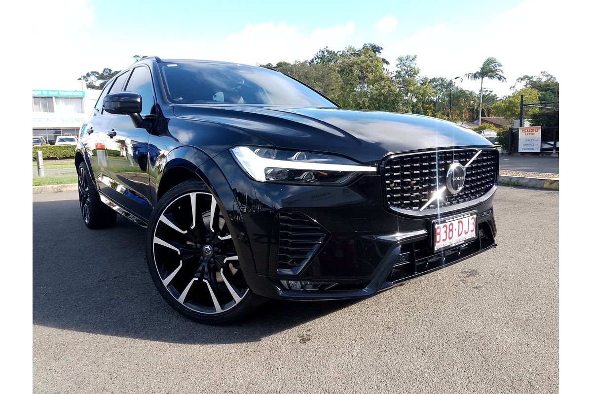 2021 Volvo XC60 B6 R-Design