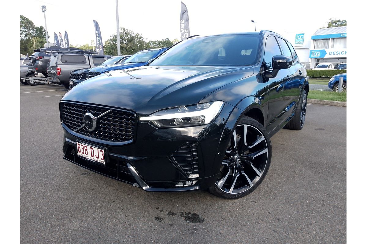 2021 Volvo XC60 B6 R-Design