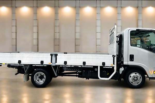 2015 Isuzu N Series NLR 45-150 4x2 MWB