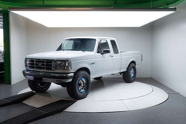 1993 Ford F-150 XLT 1022 4X4